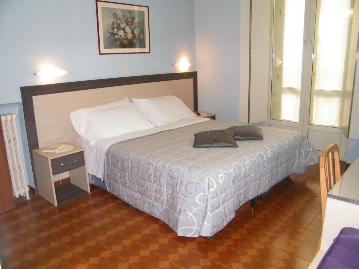 Torino Central-- Rooms And Apartments - Alba Buitenkant foto