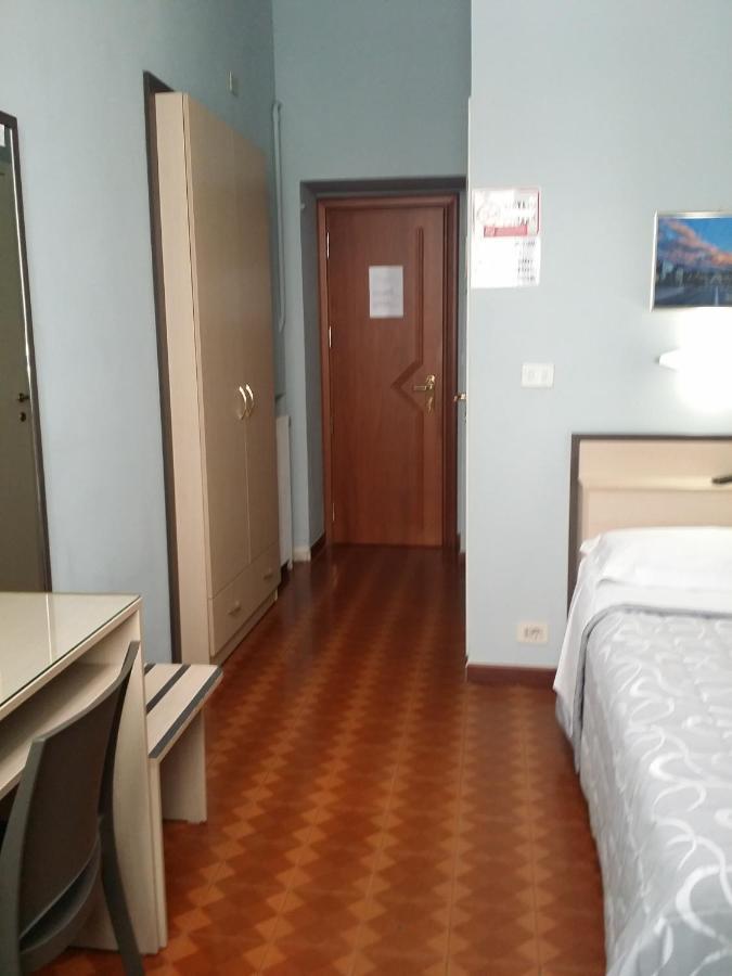 Torino Central-- Rooms And Apartments - Alba Buitenkant foto
